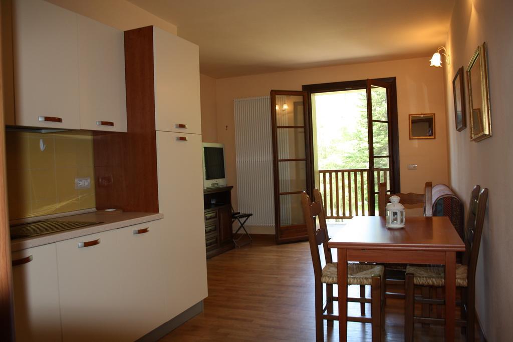 Il Cervo Bianco Aparthotel Abetone Kamer foto